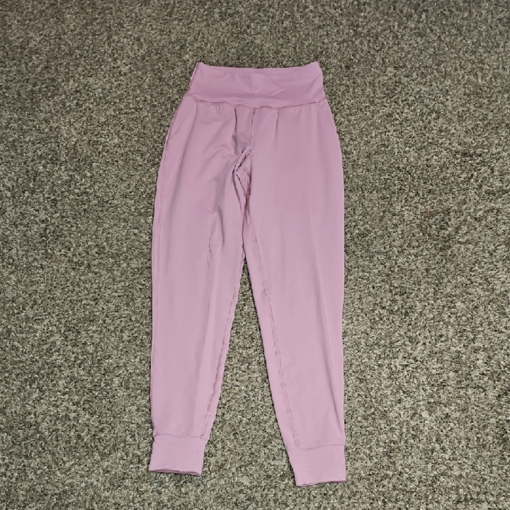 Under Armour Womens Pink Joggers. Sz XS Tall!! Beautiful!!